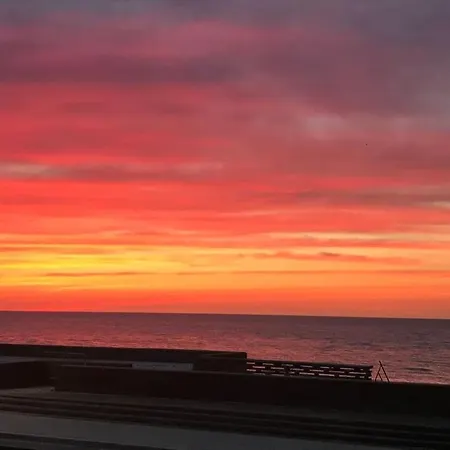 Les Tamaris, Face à La Mer, Emplacement Privilégié * Veulettes-sur-Mer